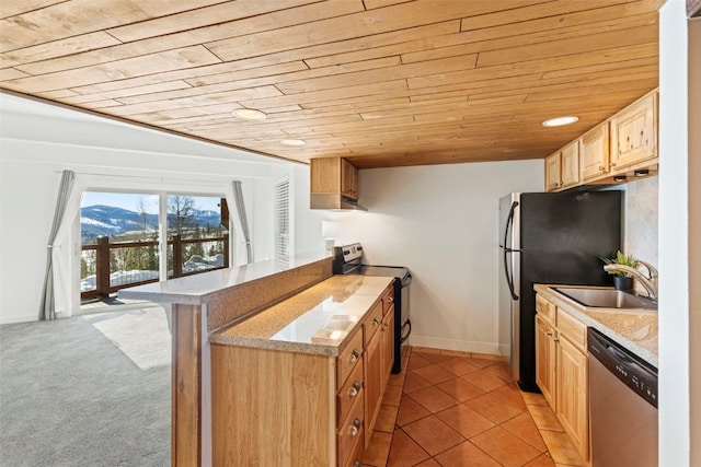 kitchen with a sink, wooden ceiling, a peninsula, and stainless steel appliances