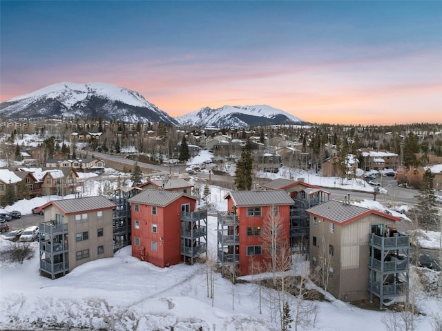 view of mountain feature featuring a residential view