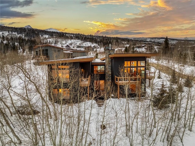 exterior space with a mountain view