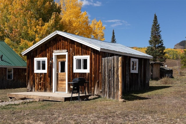 view of outdoor structure