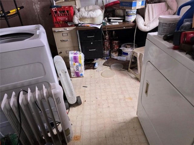 laundry room featuring washer / dryer