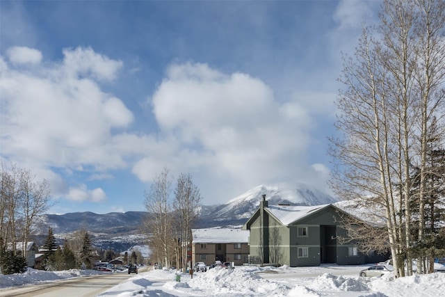 exterior space with a mountain view