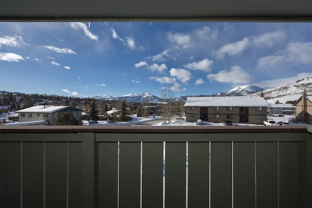 property view of mountains