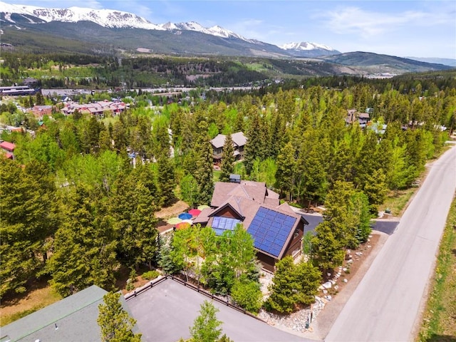 drone / aerial view featuring a mountain view