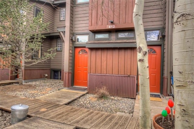 view of property entrance