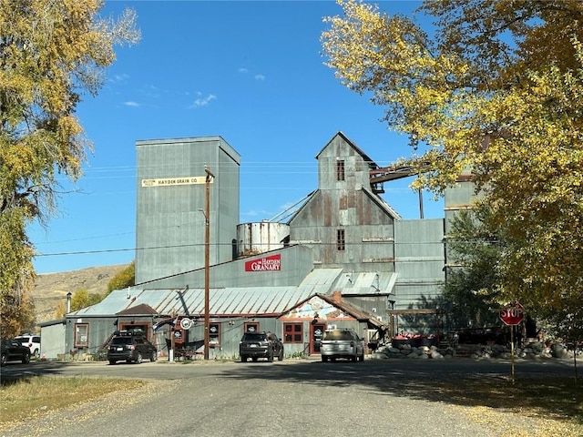 view of building exterior