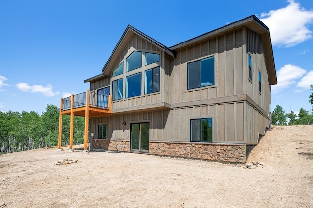 view of rear view of house