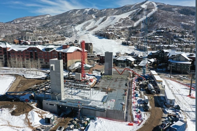 view of mountain feature