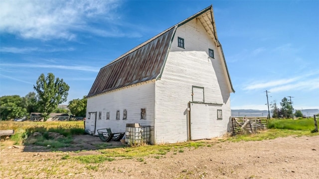 view of home's exterior