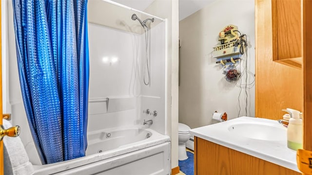 full bathroom with shower / bath combo with shower curtain, vanity, and toilet