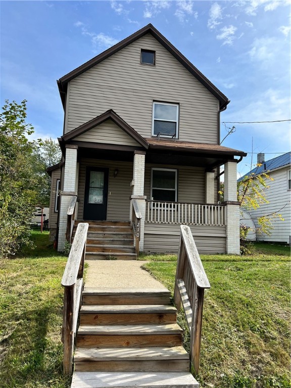 bungalow-style house featuring covered porch