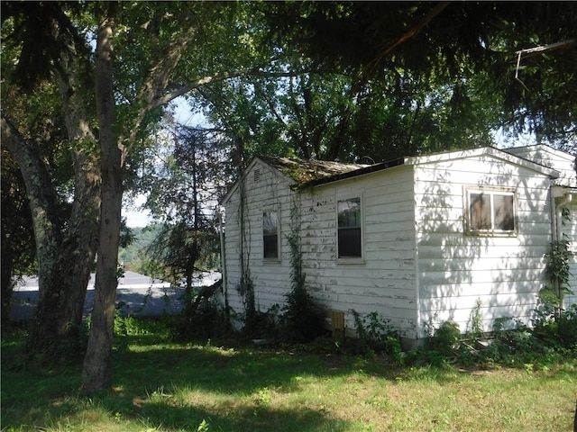 624 Norwood Dr, Big Beaver PA, 16157, 3 bedrooms, 1 bath house for sale