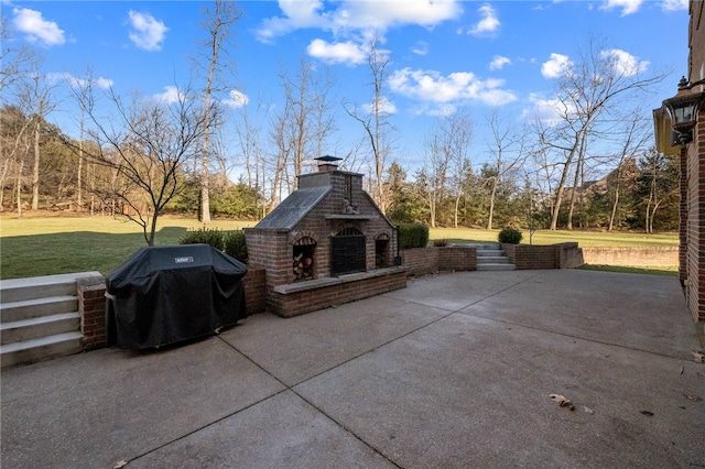 exterior space featuring a lawn