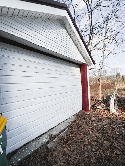 view of side of property