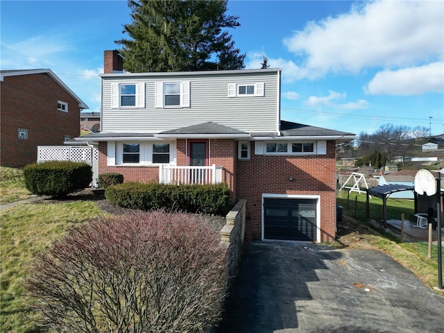 view of front of house featuring a garage