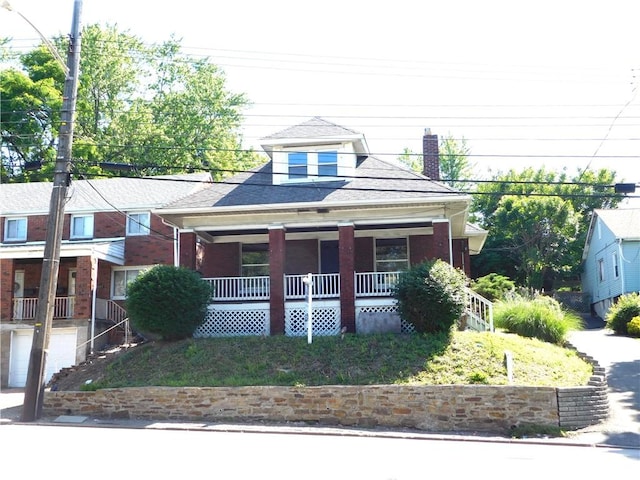 view of front of home featuring a porch