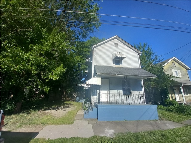 view of front of property with covered porch