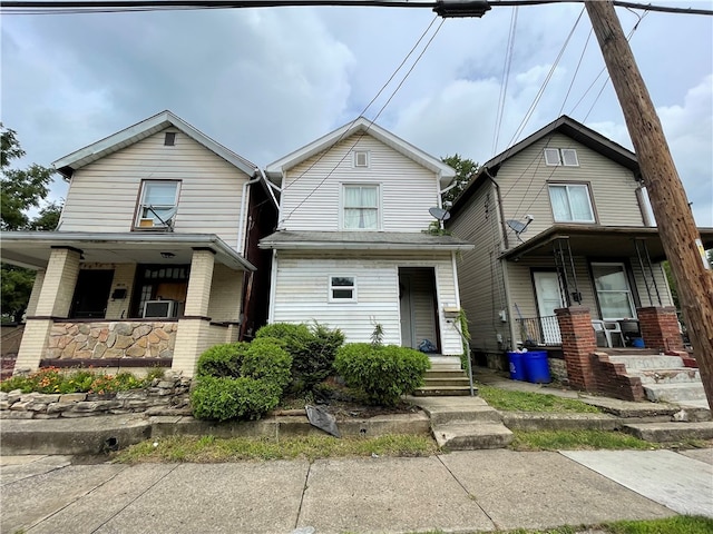 view of front of house featuring a porch