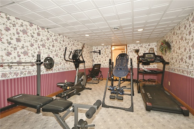 workout room with light carpet