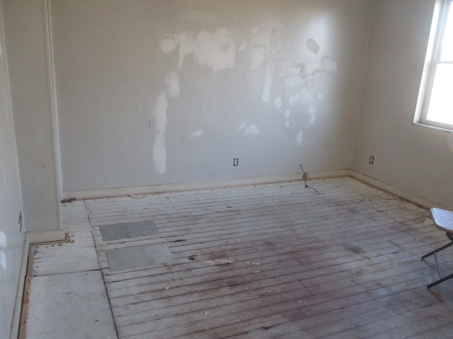 empty room featuring light hardwood / wood-style floors