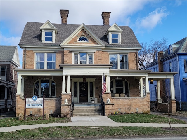 view of front of home with a porch