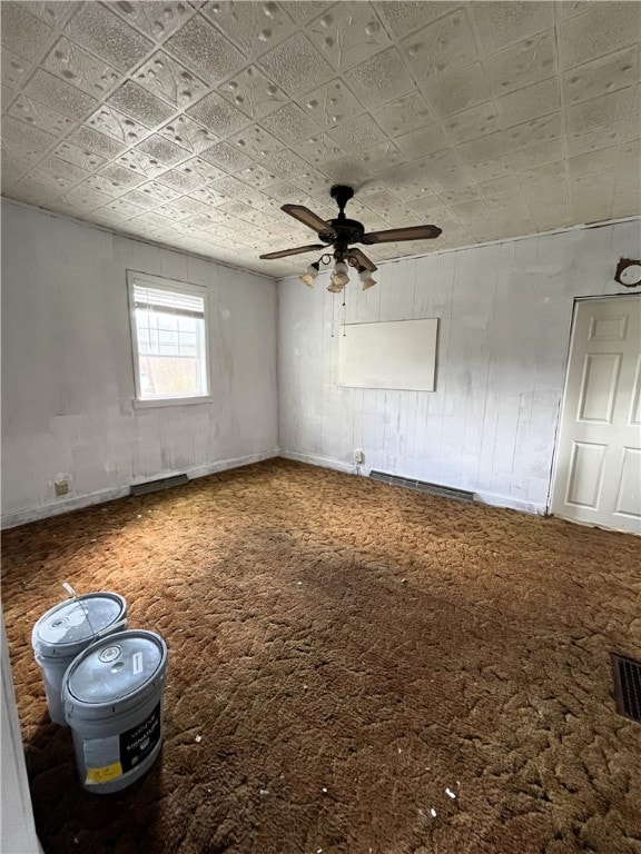 spare room featuring ceiling fan