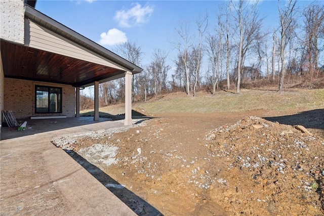 view of yard with a patio