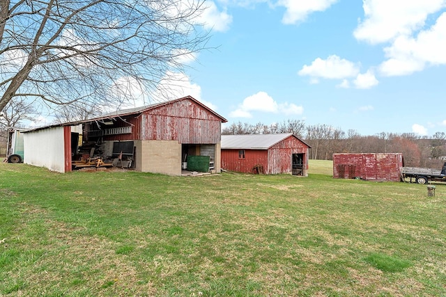 exterior space with a lawn