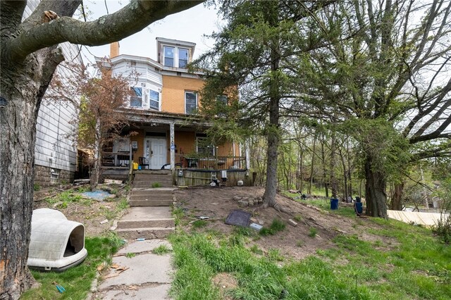 view of front of home featuring a porch