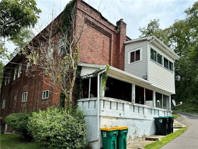 view of home's exterior