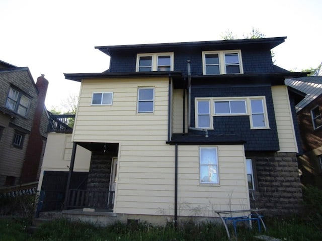 view of rear view of house