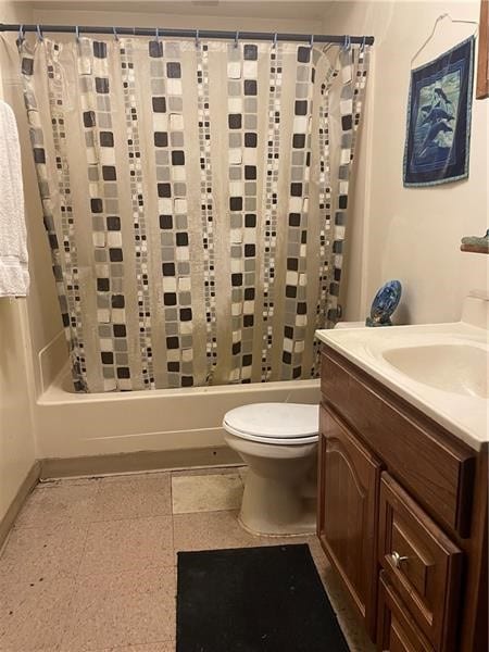 full bathroom featuring shower / bathtub combination with curtain, toilet, tile floors, and vanity