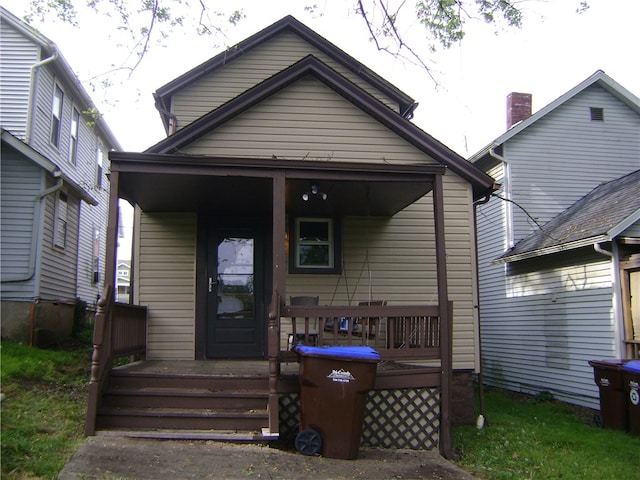 bungalow featuring a porch