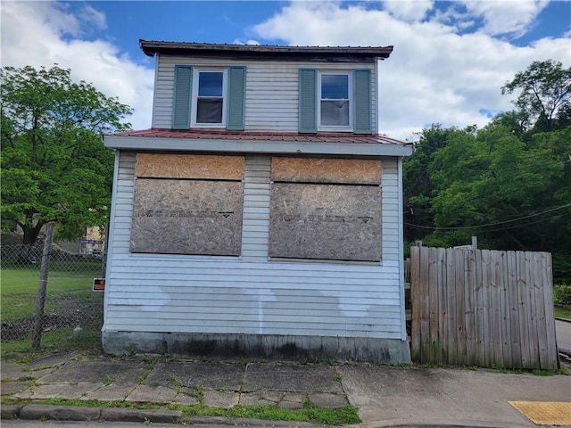 view of property exterior