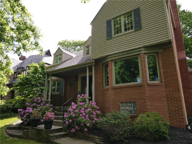 view of front facade