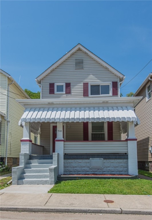 view of front of house with a porch