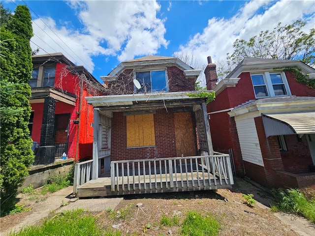 view of front of home featuring a porch