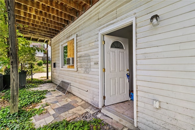 view of property entrance