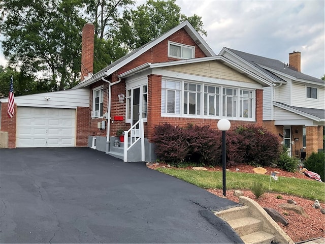 view of front of house with a garage