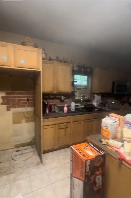 kitchen featuring light tile patterned floors