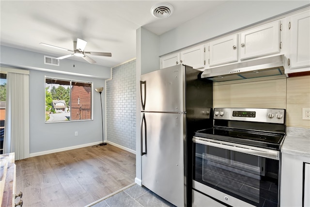 kitchen with white cabinetry, stainless steel appliances, light wood-type flooring, and ceiling fan