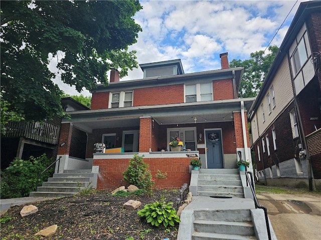 view of front facade with covered porch