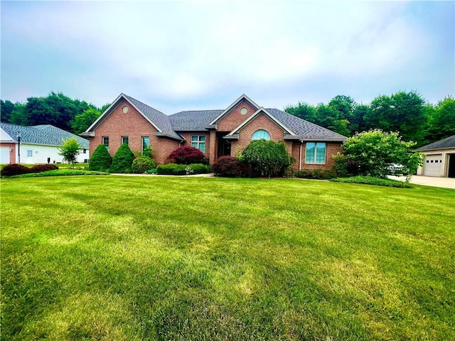 view of front of property with a front lawn