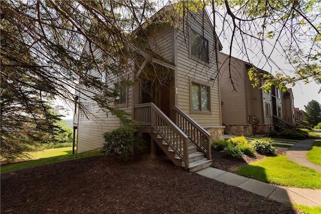 view of front of home