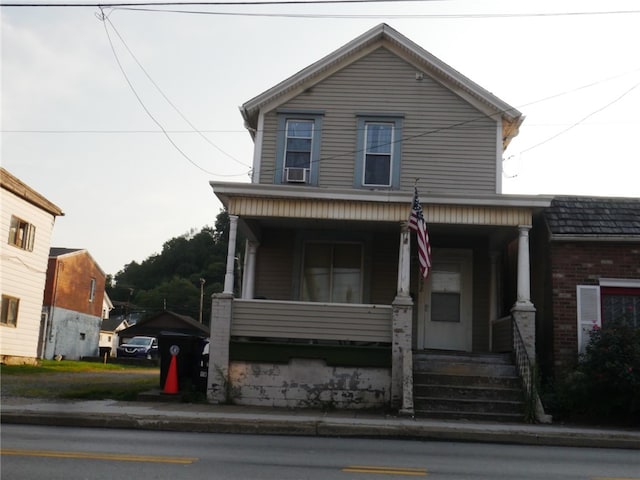 view of front of home featuring a porch