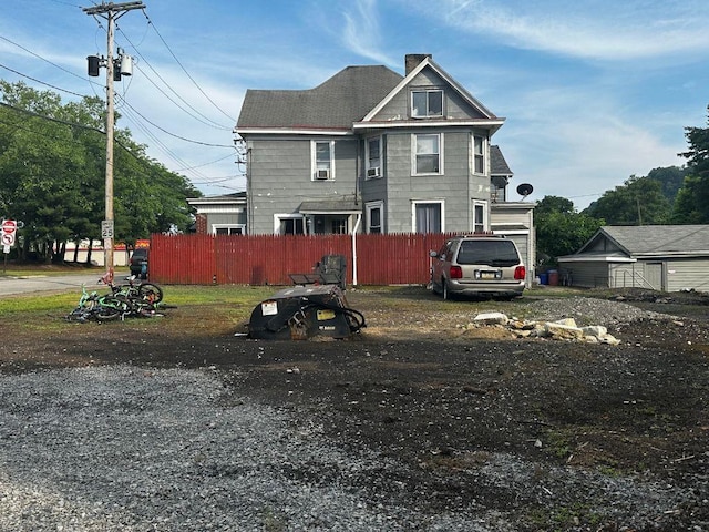 view of front of property