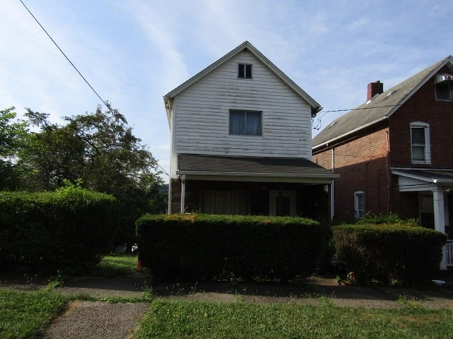 view of front of home