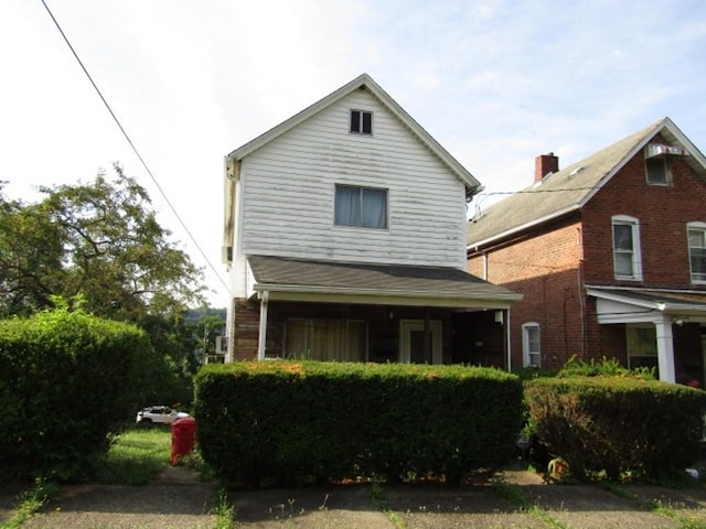 view of front of home