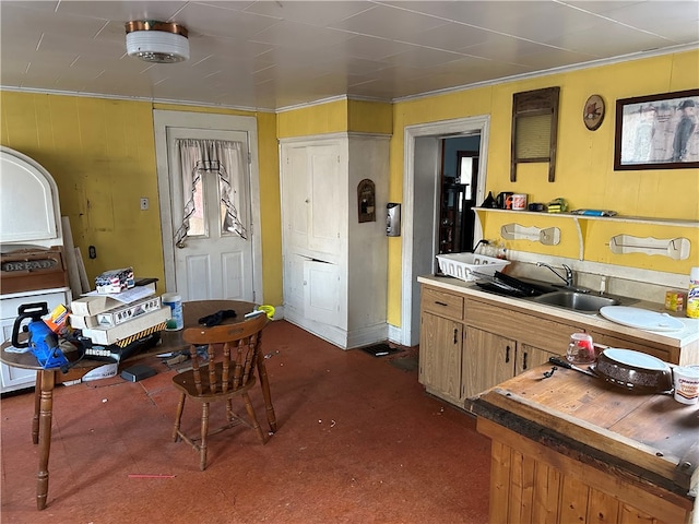 kitchen featuring sink