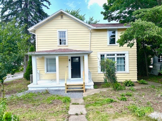 view of front of property with covered porch